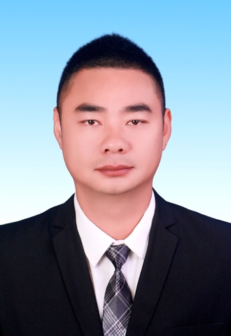 网球教练张恒.jpg