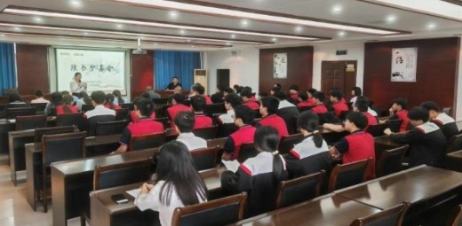 以书为友 悦读人生——市体育艺术学校举办读书分享会